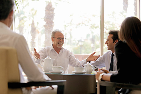 Personas reunidas