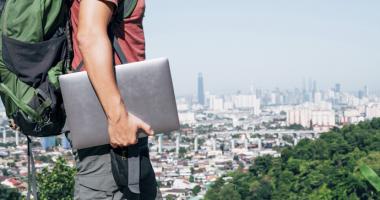 Nómada digital viajando